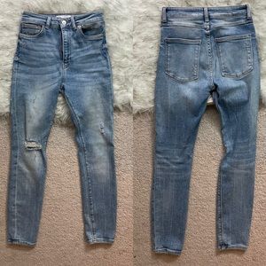 Zara Torn Vintage Hi Rise Skinny Jeans